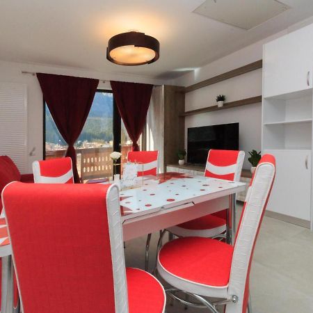Stars & Mountain Apartment 부스테니 외부 사진
